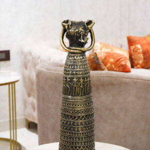 flower vase tribal lady