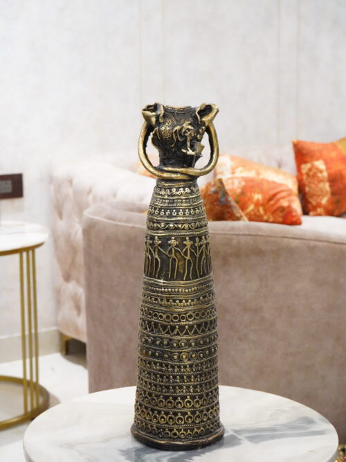 flower vase tribal lady