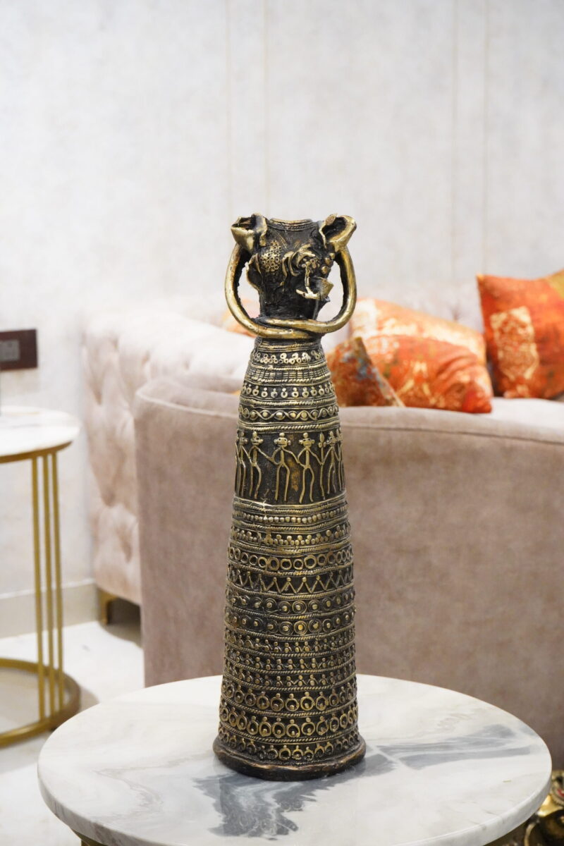 flower vase tribal lady