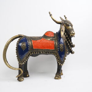 Nandi statue