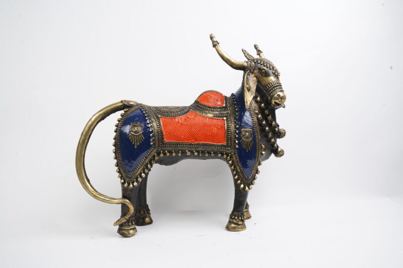 Nandi statue