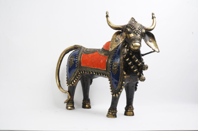 Nandi statue