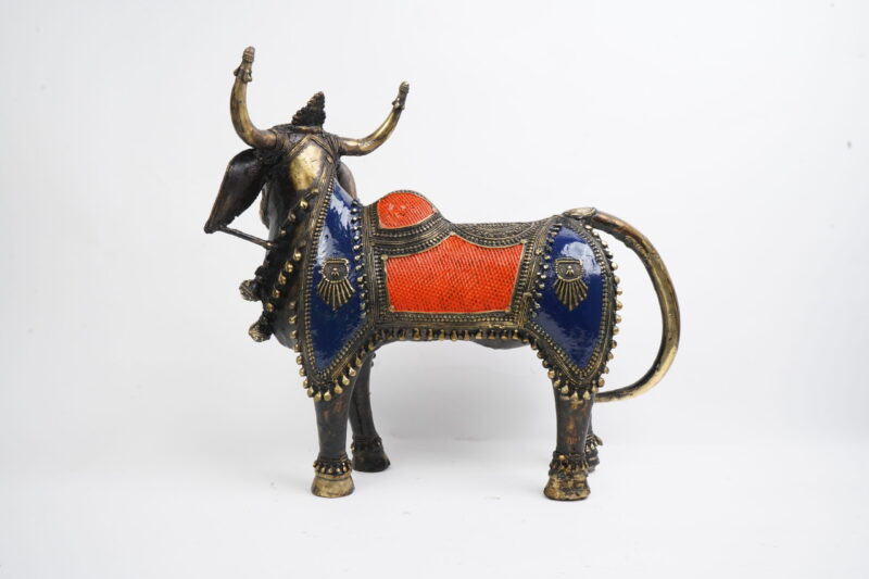 Nandi statue